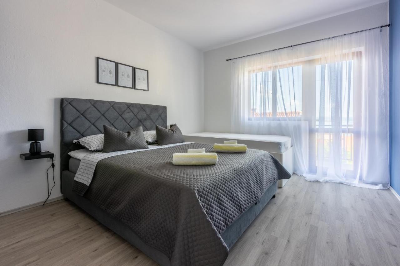 Apartman Dora Crikvenica Εξωτερικό φωτογραφία